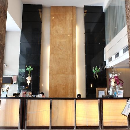 Grand Sakura Hotel Medan Eksteriør bilde