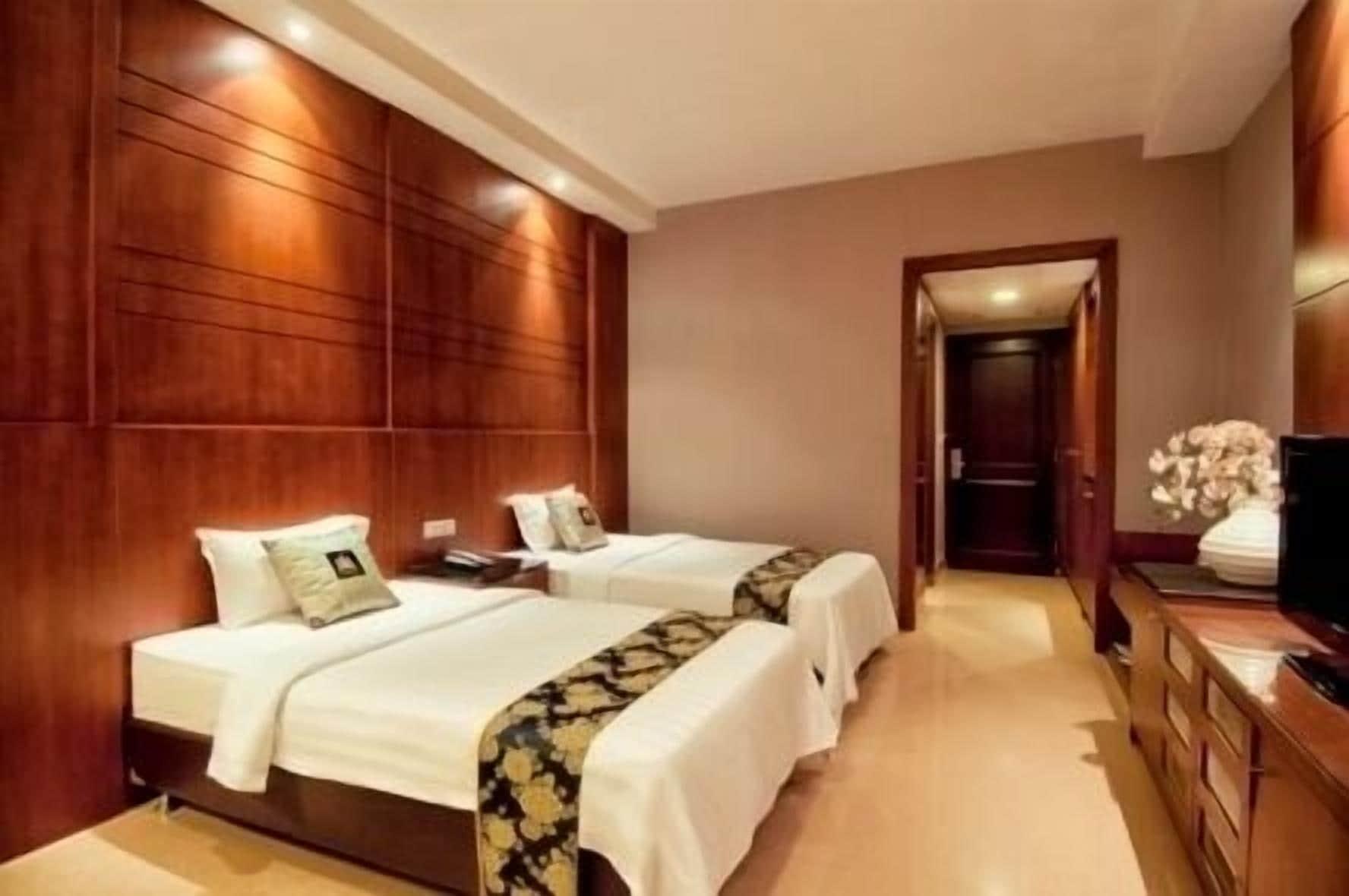 Grand Sakura Hotel Medan Eksteriør bilde