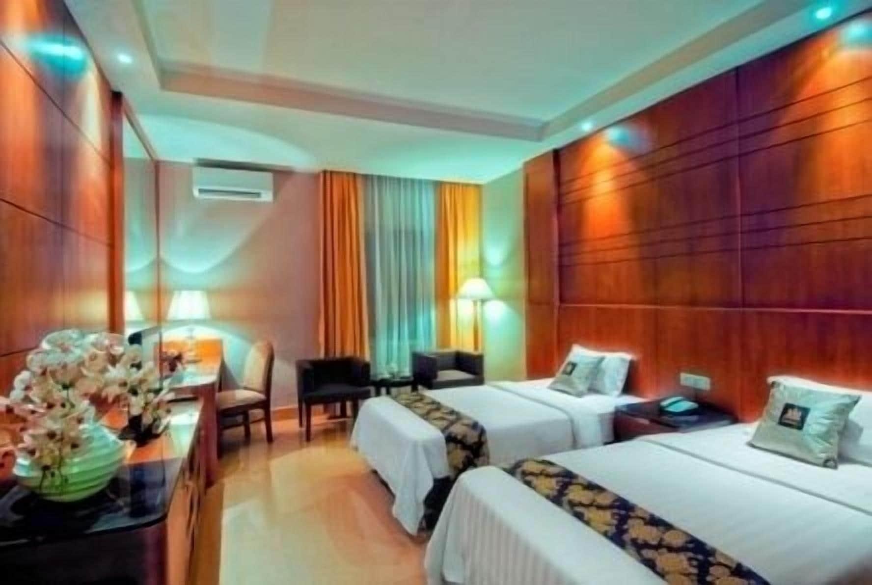 Grand Sakura Hotel Medan Eksteriør bilde