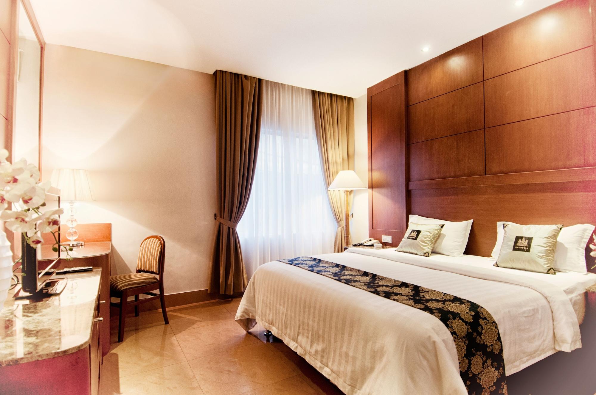 Grand Sakura Hotel Medan Eksteriør bilde