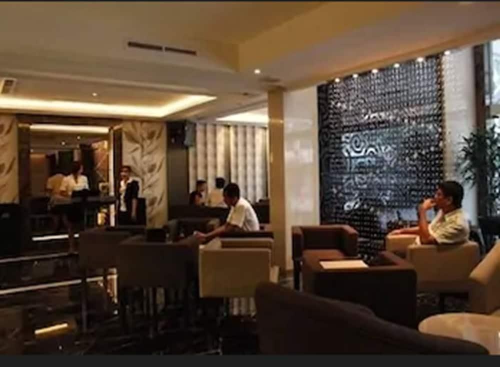 Grand Sakura Hotel Medan Eksteriør bilde