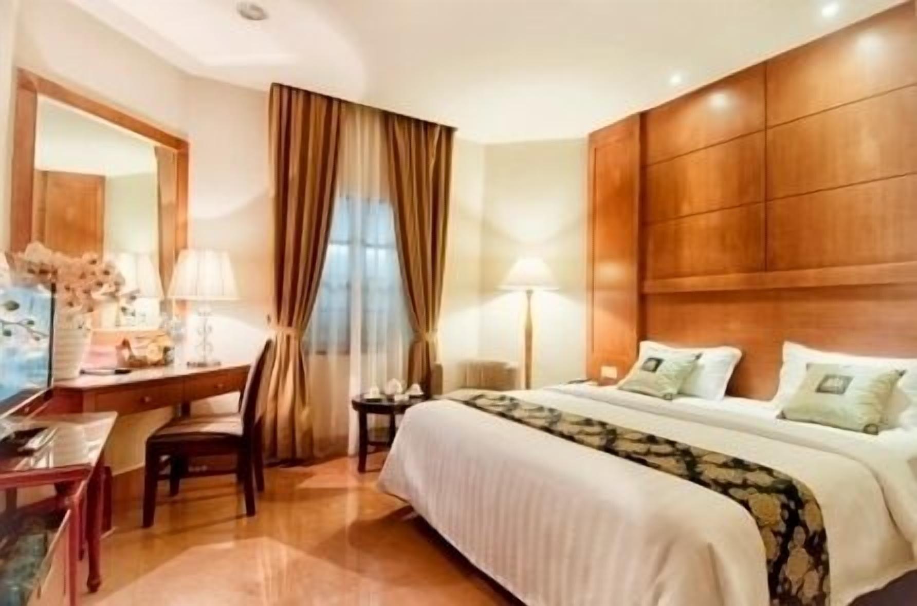 Grand Sakura Hotel Medan Eksteriør bilde