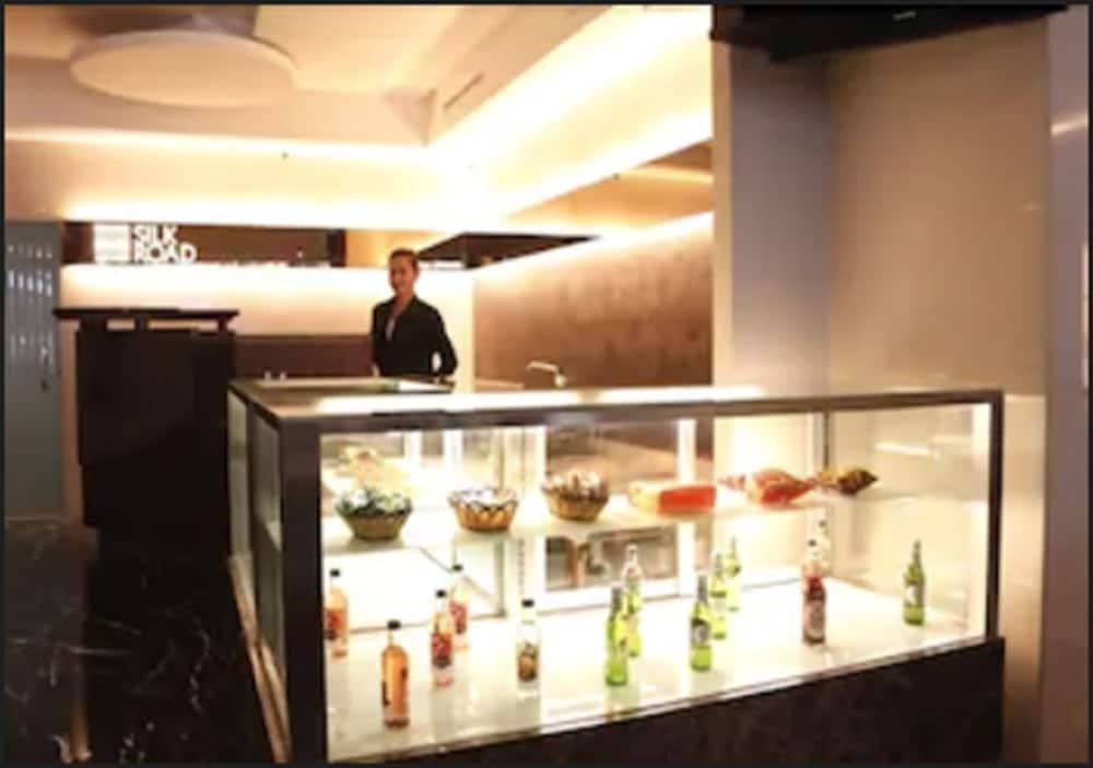Grand Sakura Hotel Medan Eksteriør bilde