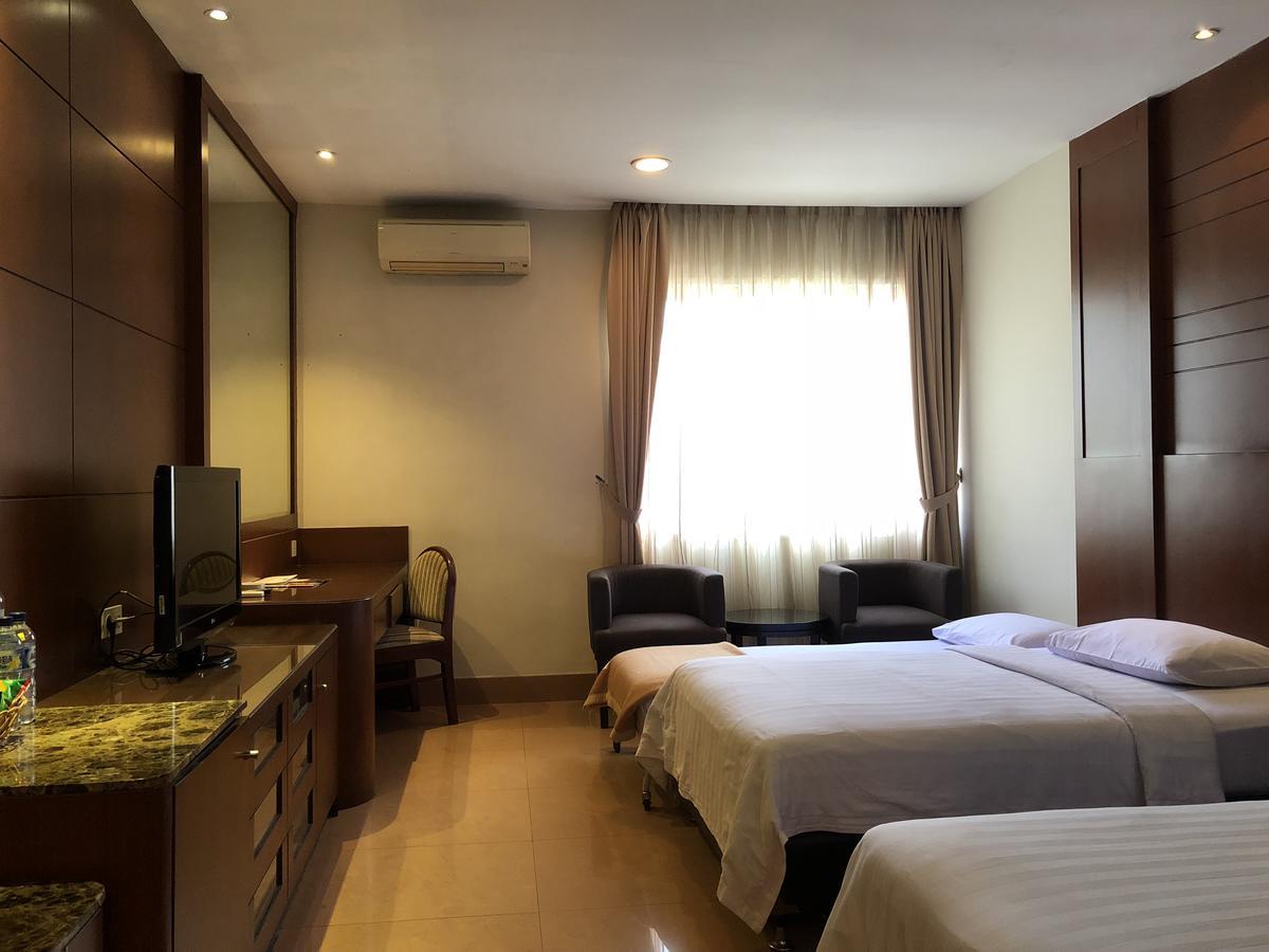 Grand Sakura Hotel Medan Eksteriør bilde